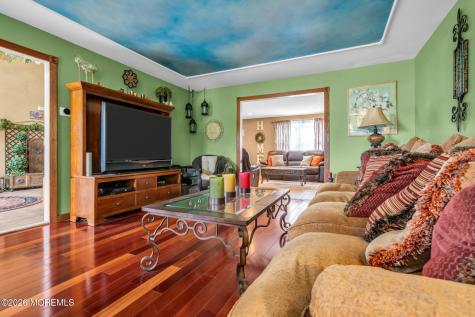 21 Ryan Road Marlboro NJ 07746