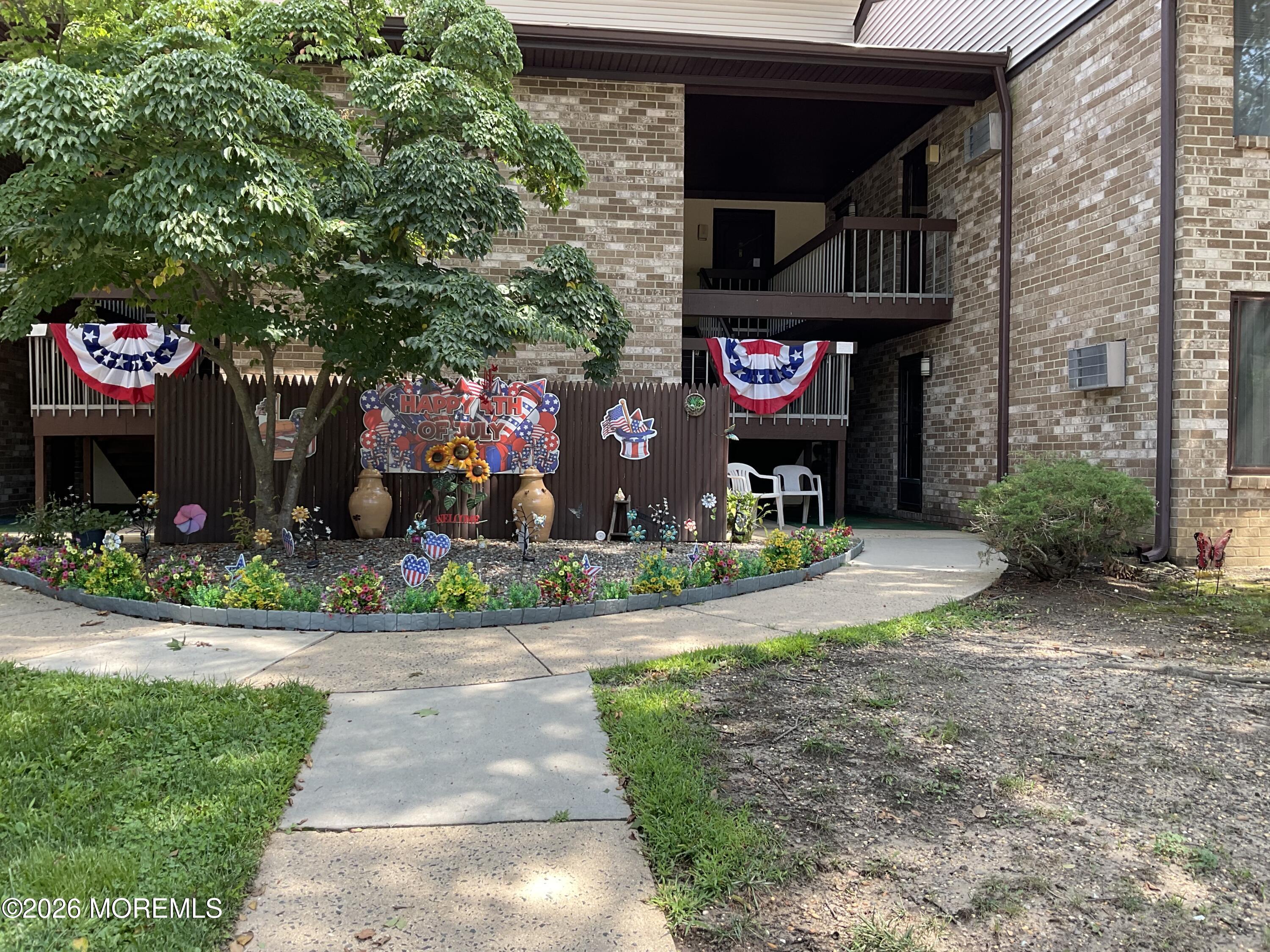 177 Amberly Drive Manalapan NJ 07726