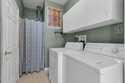 12 Neville Court Manchester NJ 08759