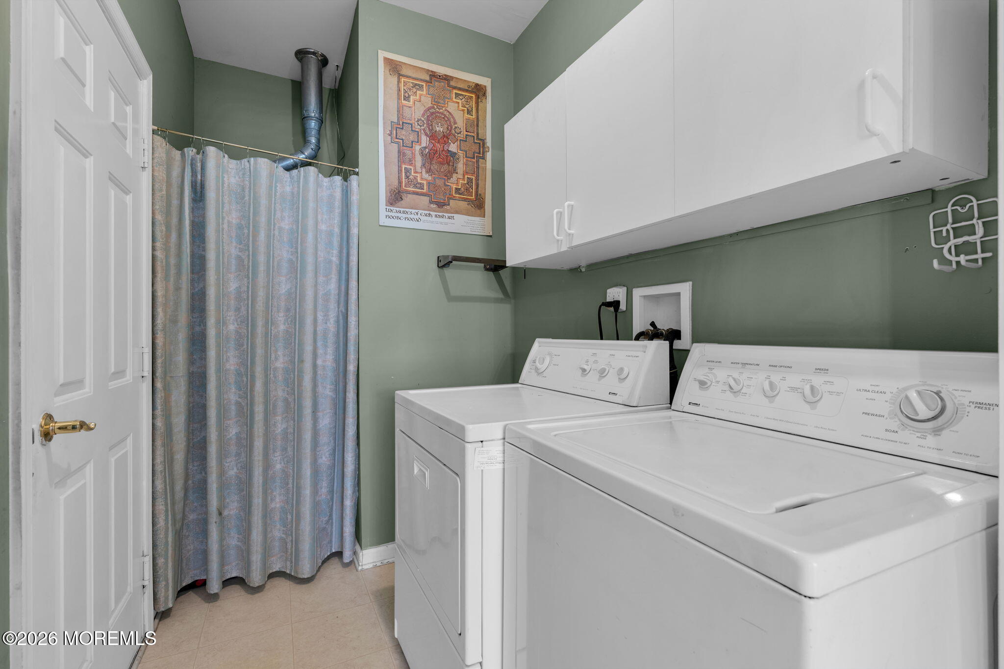 12 Neville Court Manchester NJ 08759