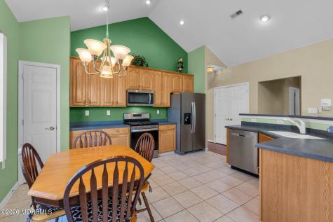 12 Neville Court Manchester NJ 08759