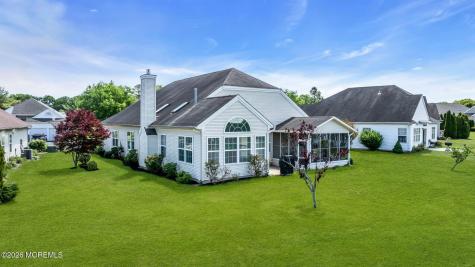 12 Neville Court Manchester NJ 08759