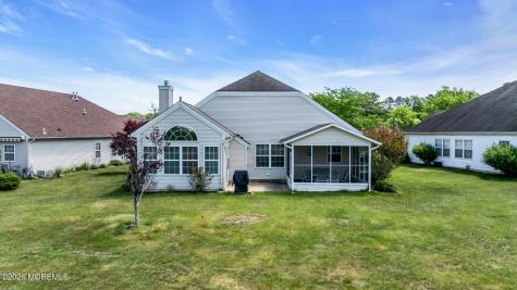 12 Neville Court Manchester NJ 08759