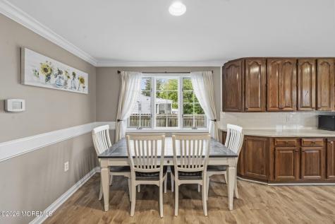 13 Mallory Way Hamilton NJ 08610