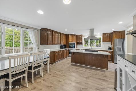 13 Mallory Way Hamilton NJ 08610
