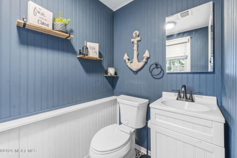 13 Mallory Way Hamilton NJ 08610