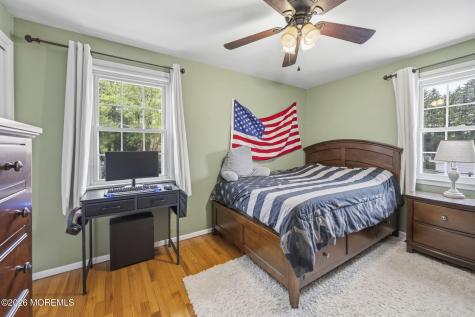 13 Mallory Way Hamilton NJ 08610