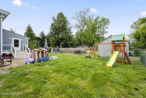 13 Mallory Way Hamilton NJ 08610