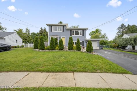 13 Mallory Way Hamilton NJ 08610