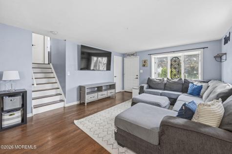 13 Mallory Way Hamilton NJ 08610