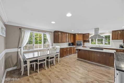 13 Mallory Way Hamilton NJ 08610
