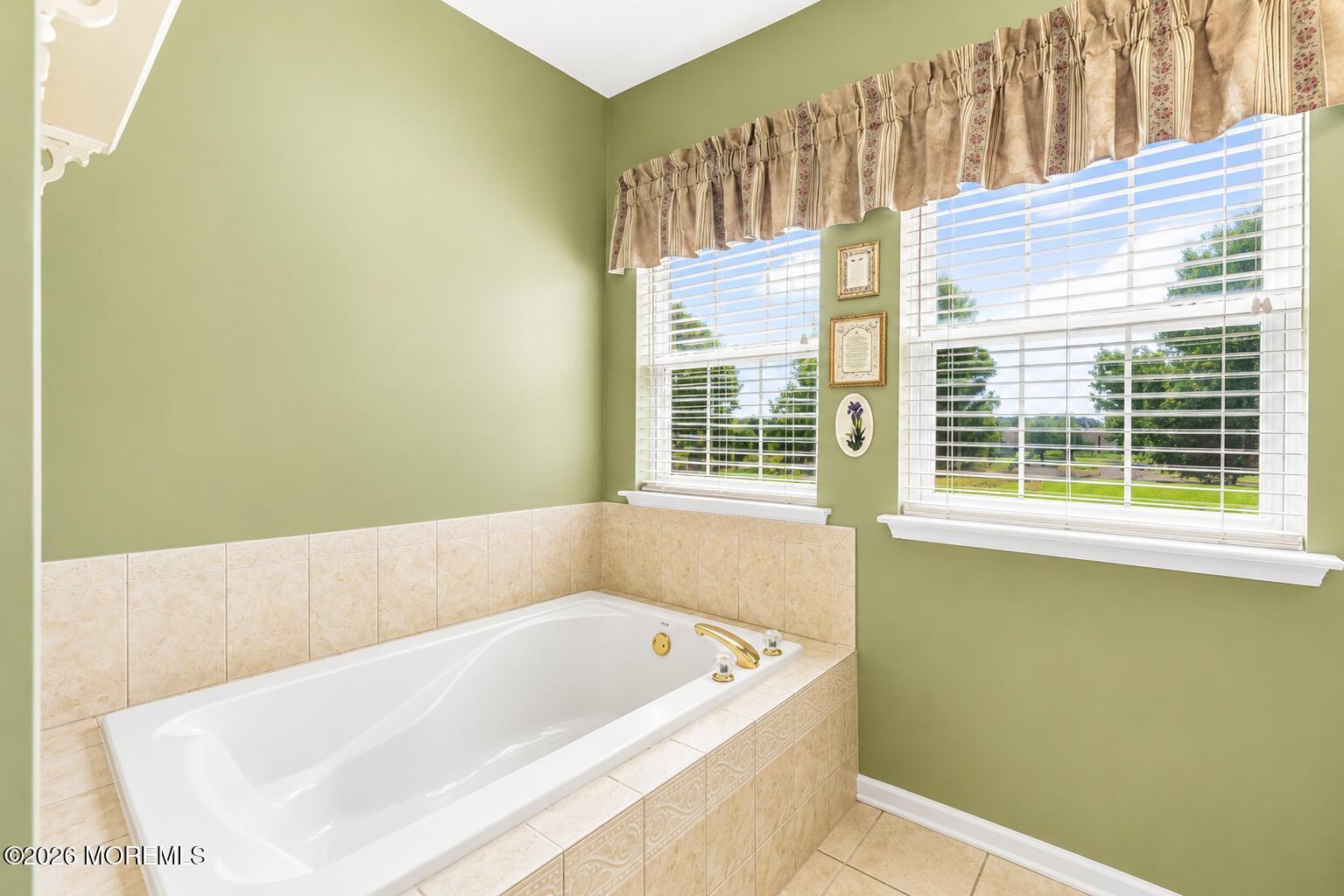 29 Arcadia Drive Manchester NJ 08759