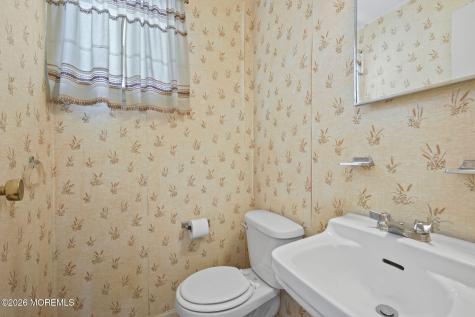 12 Sheinfine Avenue South River NJ 08882