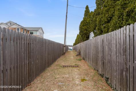 813 Dudley Lane Point Pleasant NJ 08742