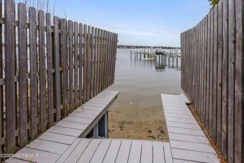 813 Dudley Lane Point Pleasant NJ 08742