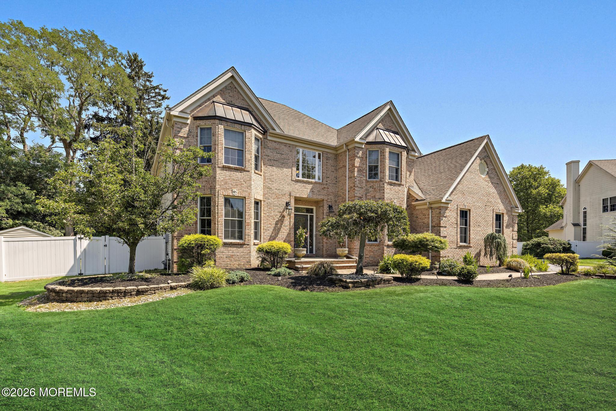 23 Taylors Run Tinton Falls NJ 07712