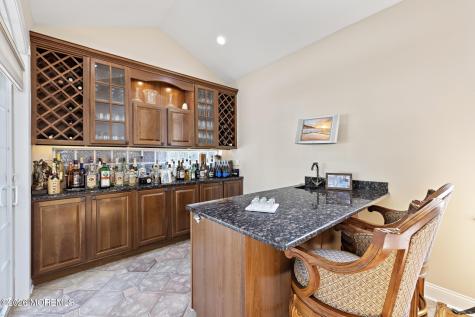 23 Taylors Run Tinton Falls NJ 07712