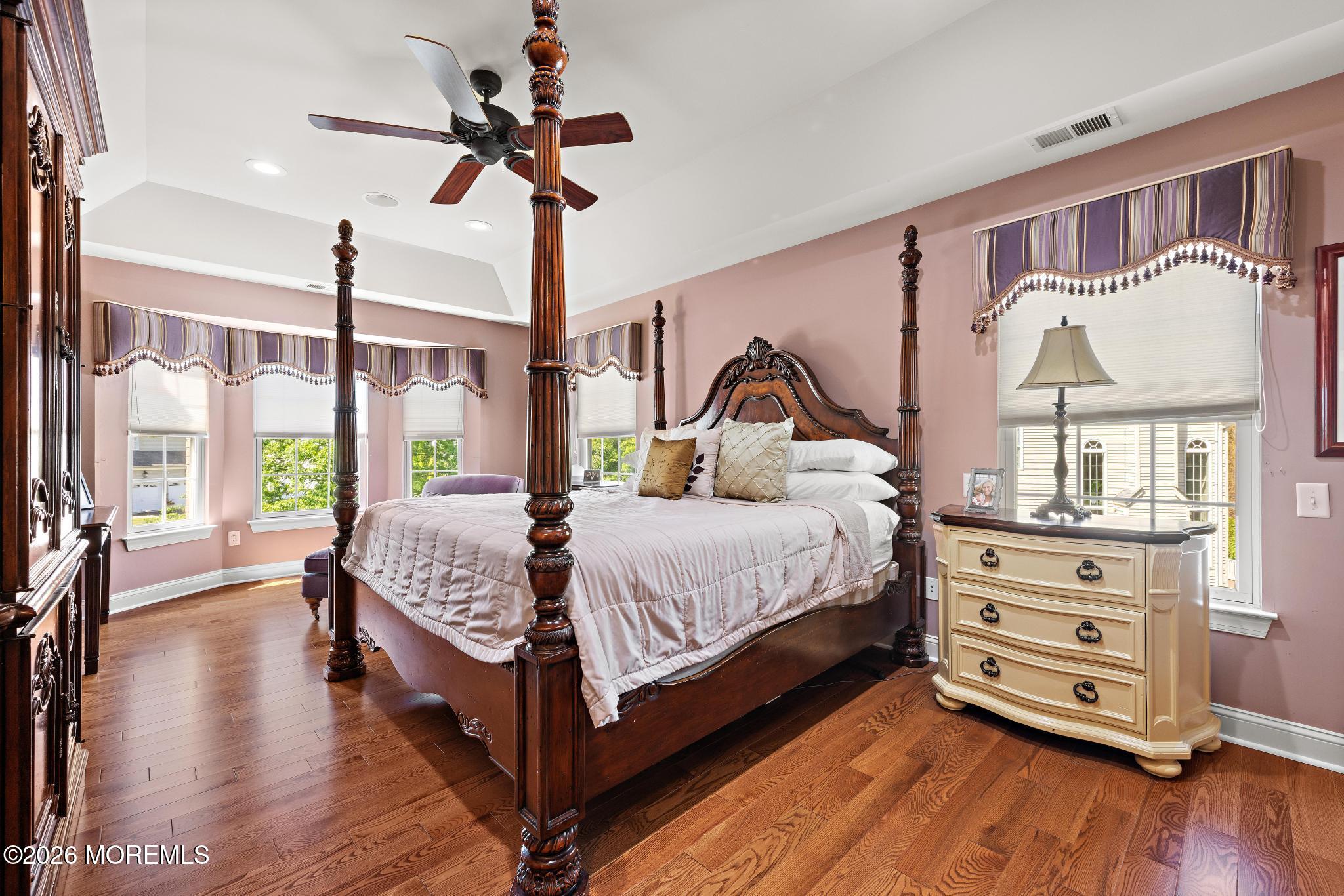 23 Taylors Run Tinton Falls NJ 07712