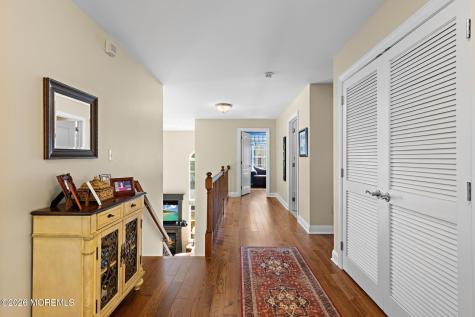23 Taylors Run Tinton Falls NJ 07712