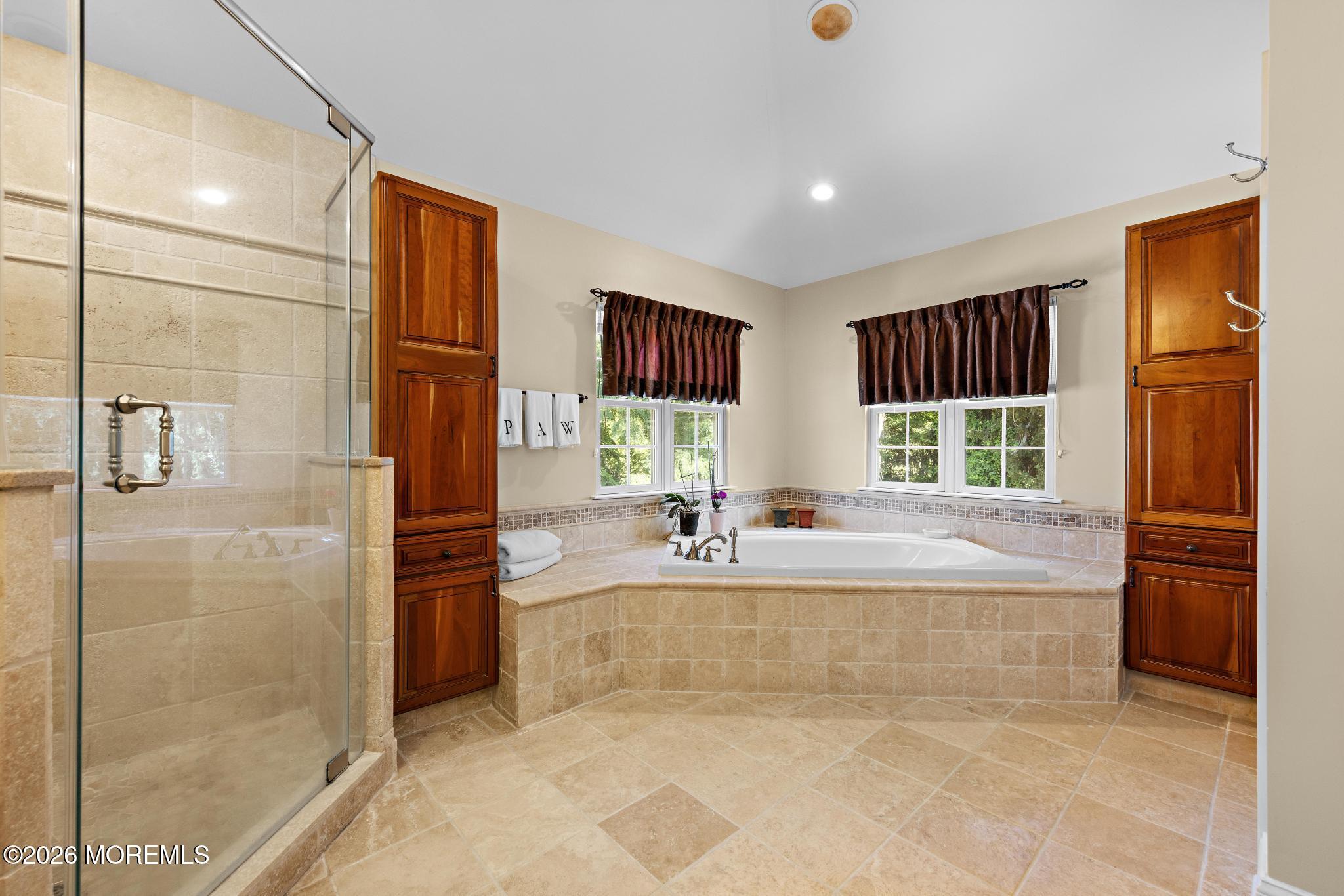 23 Taylors Run Tinton Falls NJ 07712
