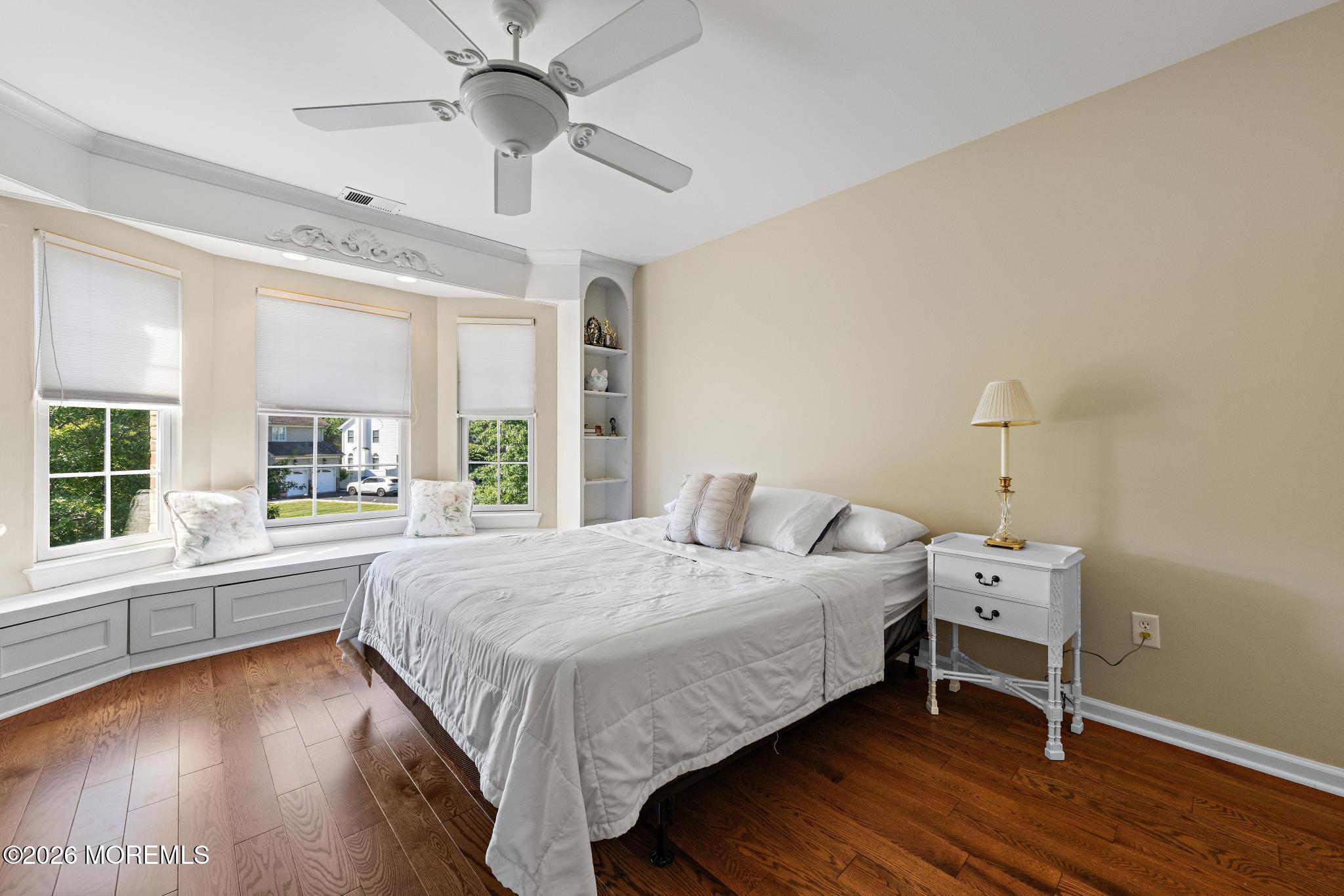 23 Taylors Run Tinton Falls NJ 07712