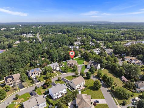 23 Taylors Run Tinton Falls NJ 07712