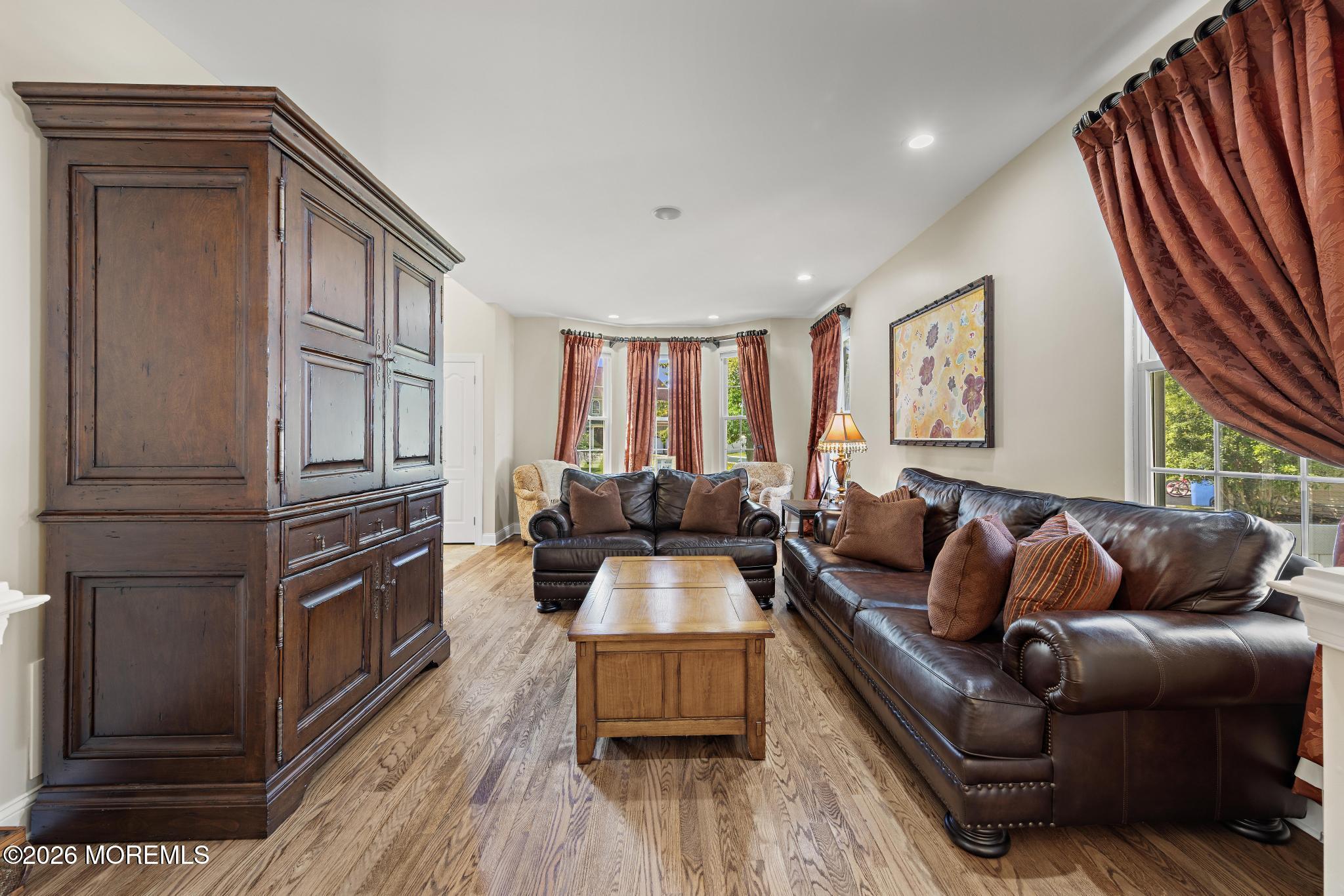 23 Taylors Run Tinton Falls NJ 07712