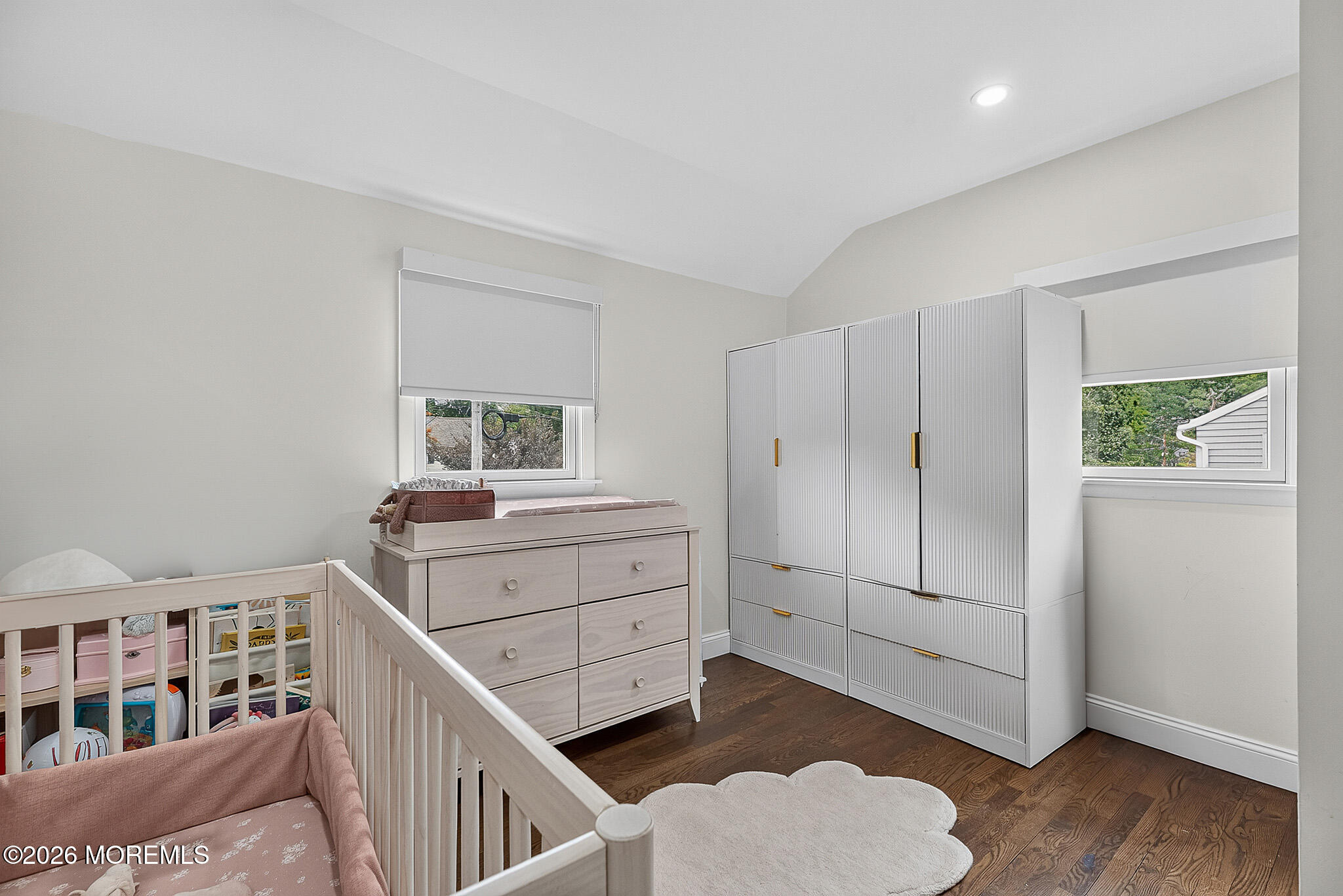 31 Peach Tree Road Oakhurst NJ 07755