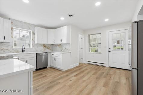 15 Buckingham Drive N Manchester NJ 08759