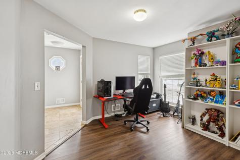 12 Crest Road Jackson NJ 08527