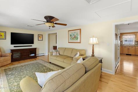 352 Silver Bay Road Toms River NJ 08753