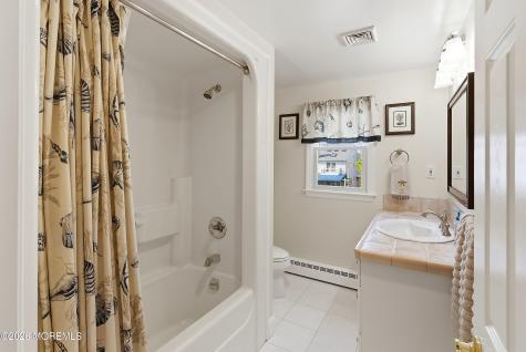 352 Silver Bay Road Toms River NJ 08753