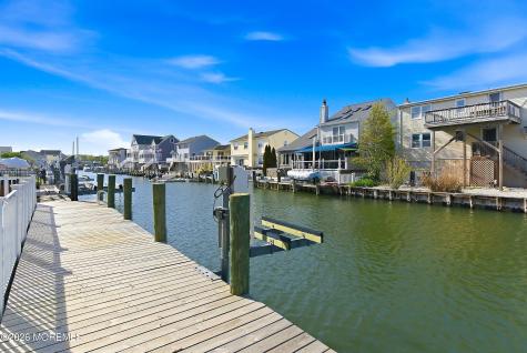 352 Silver Bay Road Toms River NJ 08753