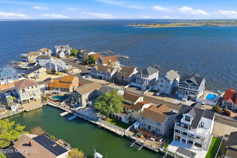 352 Silver Bay Road Toms River NJ 08753