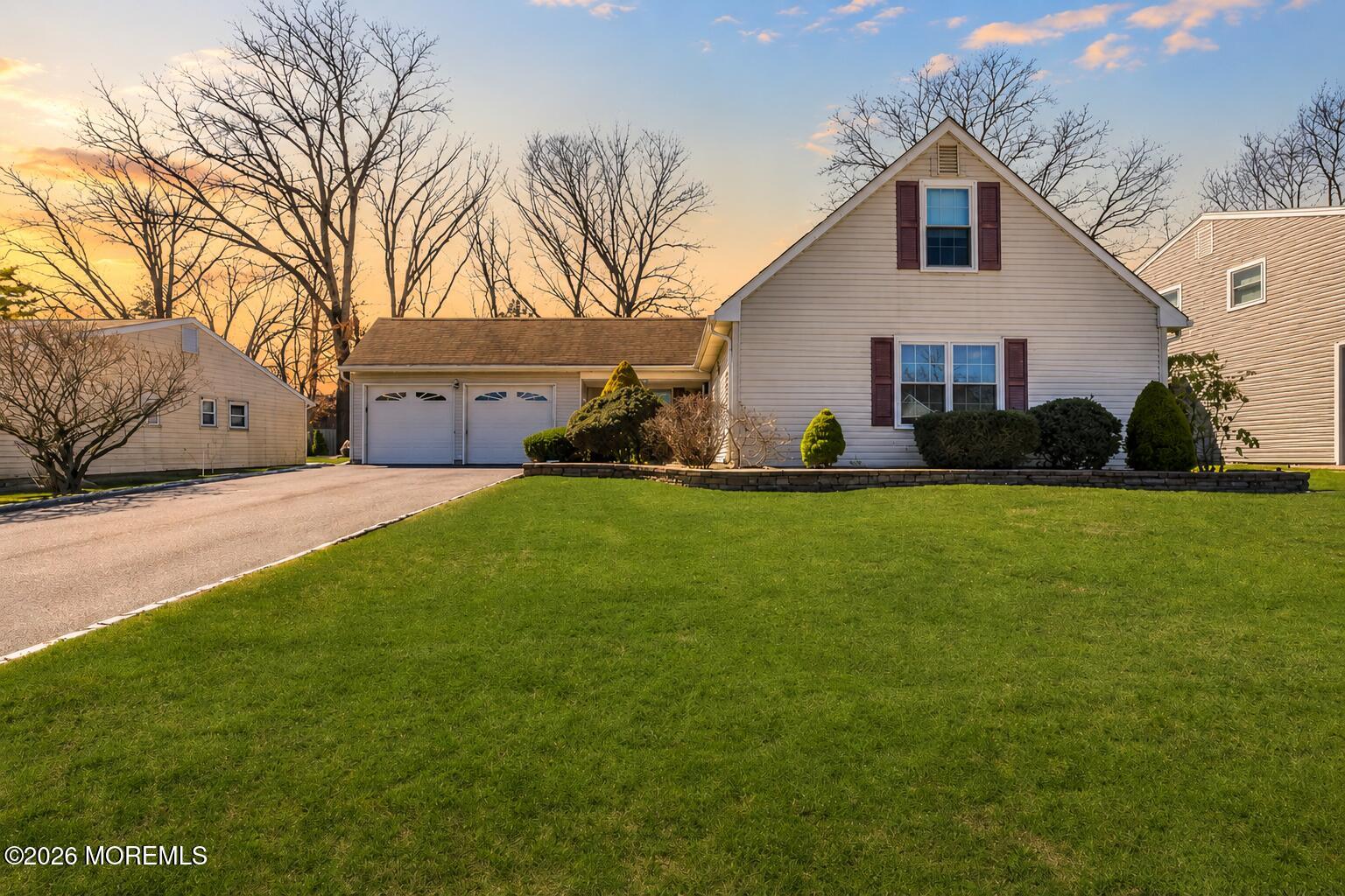 5 Berkshire Drive Howell NJ 07731