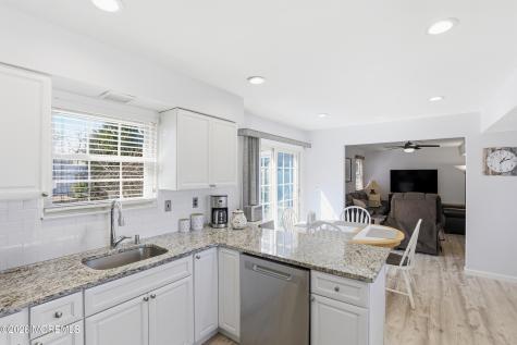 5 Berkshire Drive Howell NJ 07731