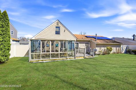 5 Berkshire Drive Howell NJ 07731