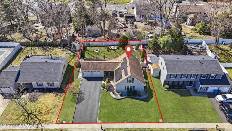 5 Berkshire Drive Howell NJ 07731
