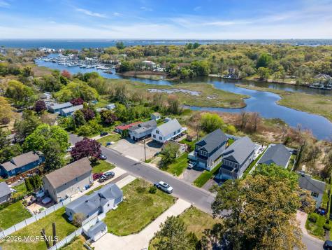 318 Elizabeth Avenue Toms River NJ 08753