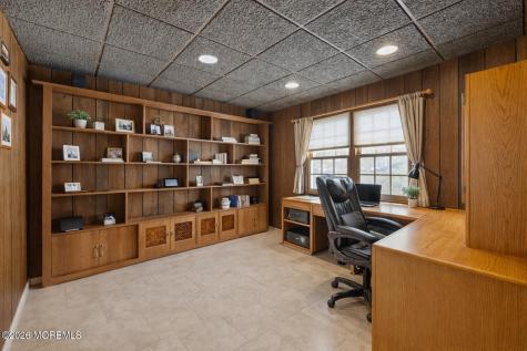 639 Tennent Road Manalapan NJ 07726
