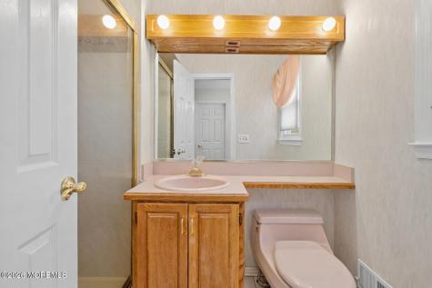 639 Tennent Road Manalapan NJ 07726