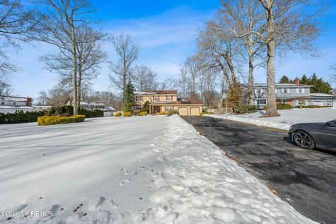 639 Tennent Road Manalapan NJ 07726