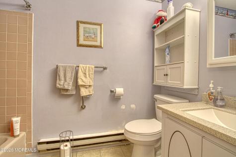 8 Lexington Drive Whiting NJ 08759