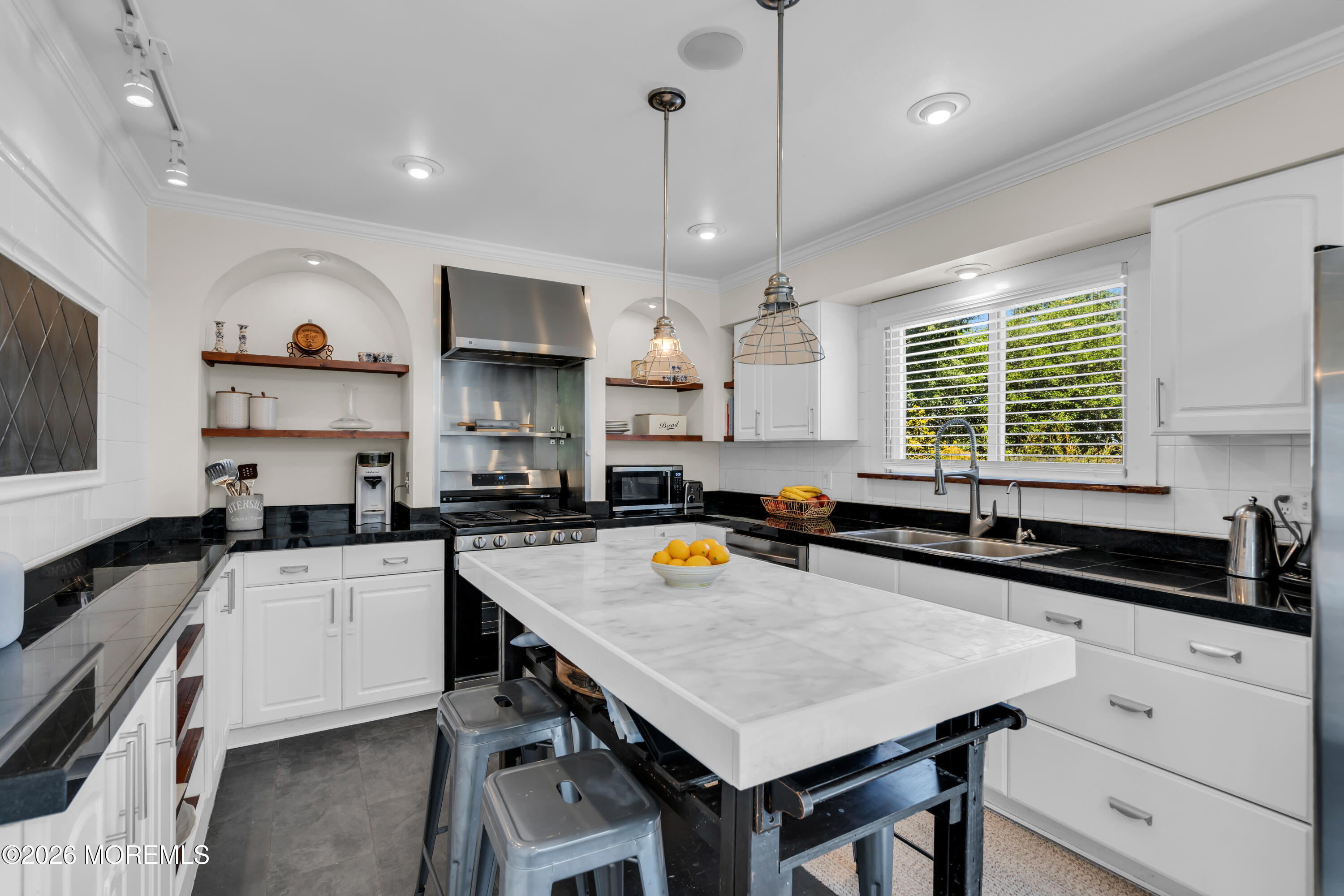 23 Layton Avenue Pine Beach NJ 08741