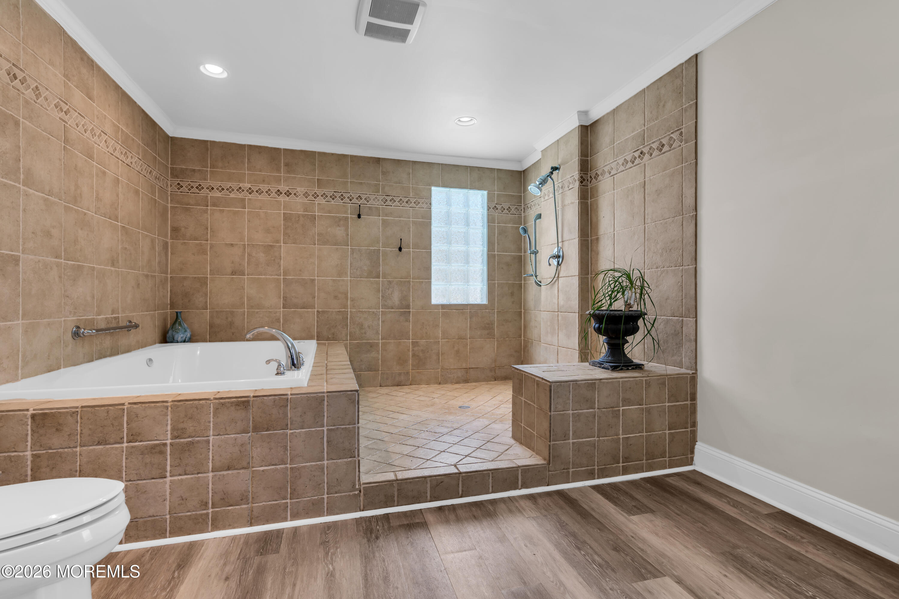 23 Layton Avenue Pine Beach NJ 08741