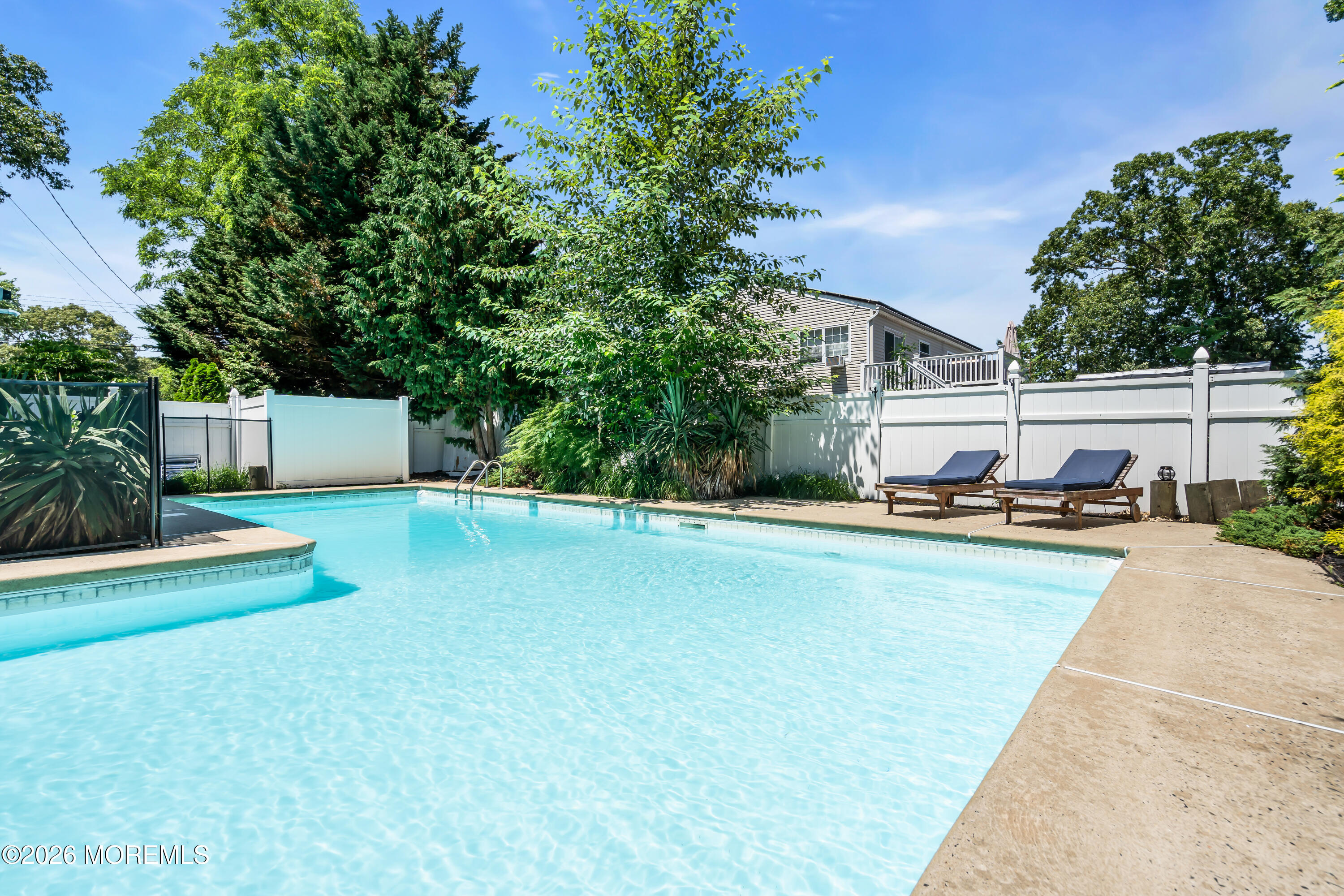 23 Layton Avenue Pine Beach NJ 08741