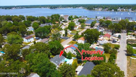 23 Layton Avenue Pine Beach NJ 08741