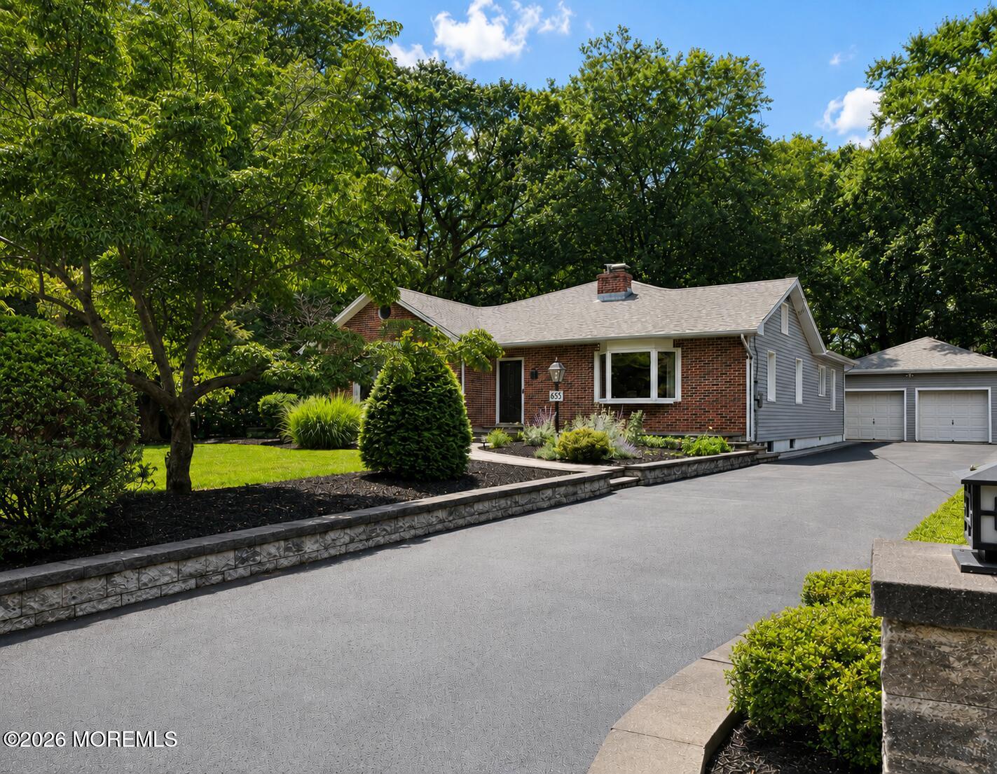 Holmdel NJ, 655 Laurel Avenue