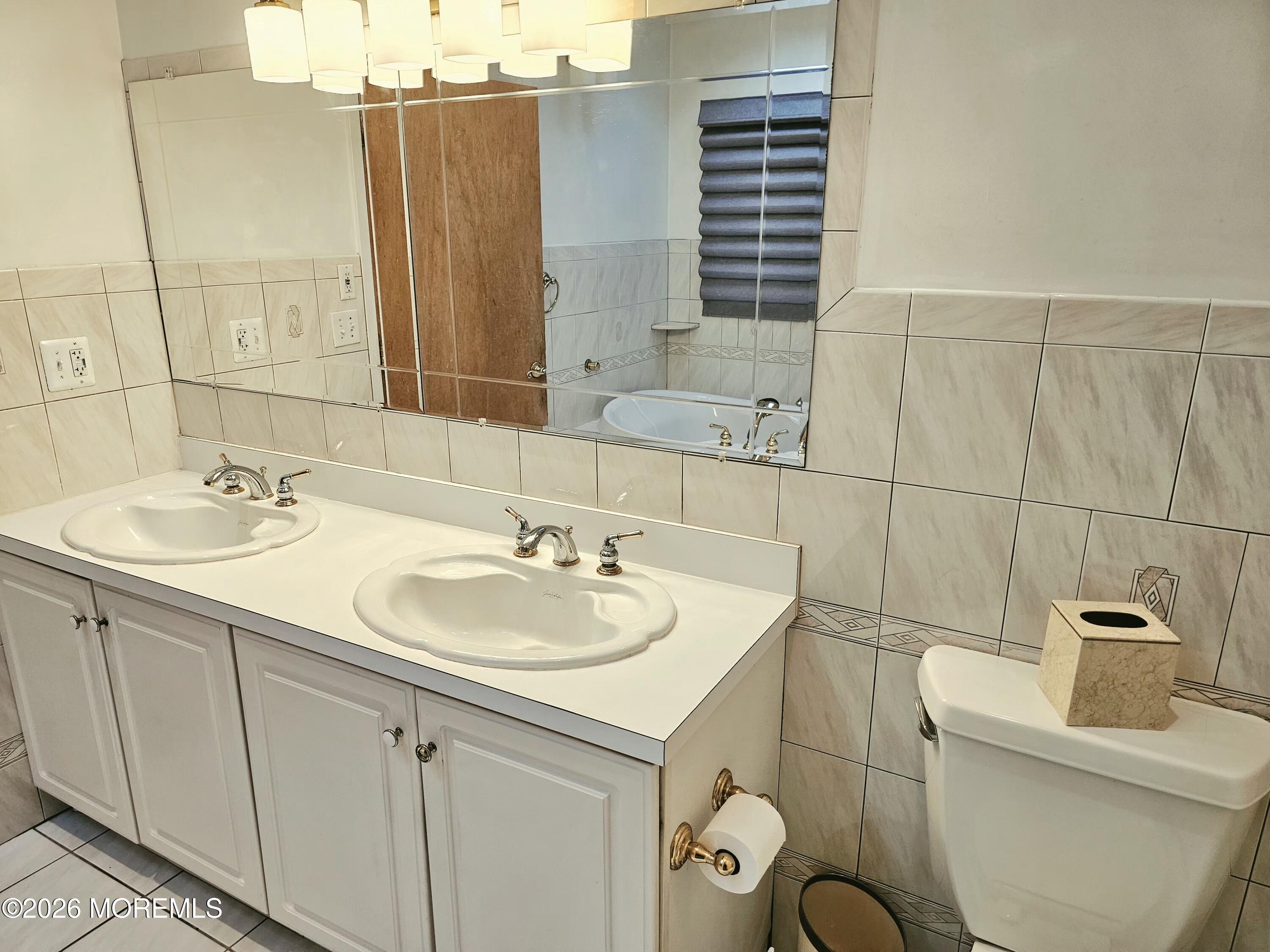 655 Laurel Avenue Holmdel NJ 07733