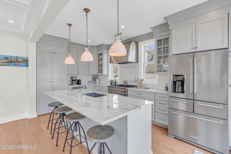 22 2nd Avenue Manasquan NJ 08736